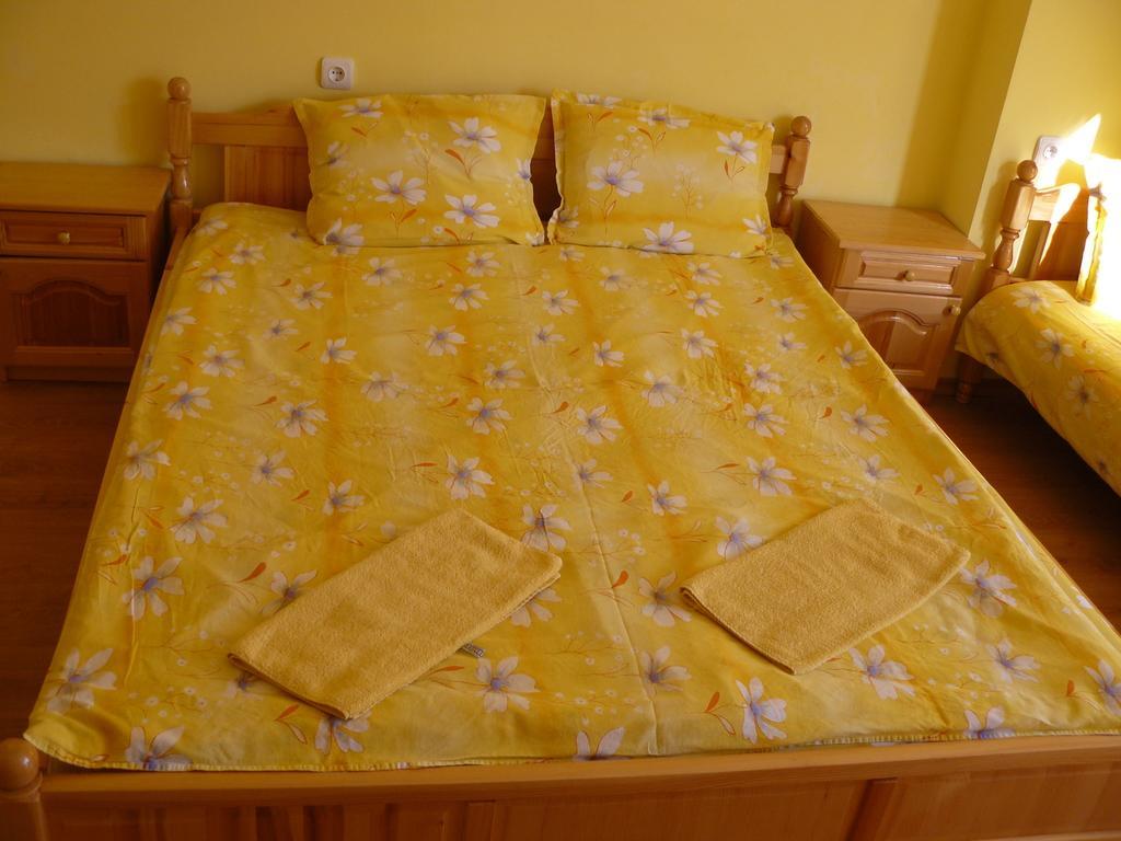 House Arirang Hotel Cherni Osum Room photo